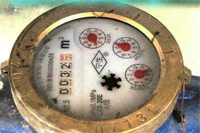 抄表员透露 水表上装个‘它’，每年能省好几百！智能水表时代已来临